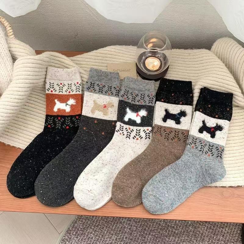 1/5Pairs Cartoon Dog Pattern Women'S Socks Harajuku Breathable Autumn Winter Mid-Tube Socks Soft Christmas Gifts Stockings