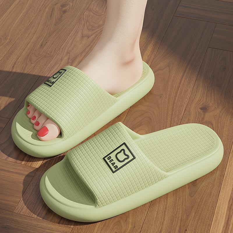 

Новые нескользящие сандалии и тапочки с рисунком из мультфильма: Мягкая подошва для ношения в помещении и на улице, летние шлепанцы унисекс для пар. US 8-9