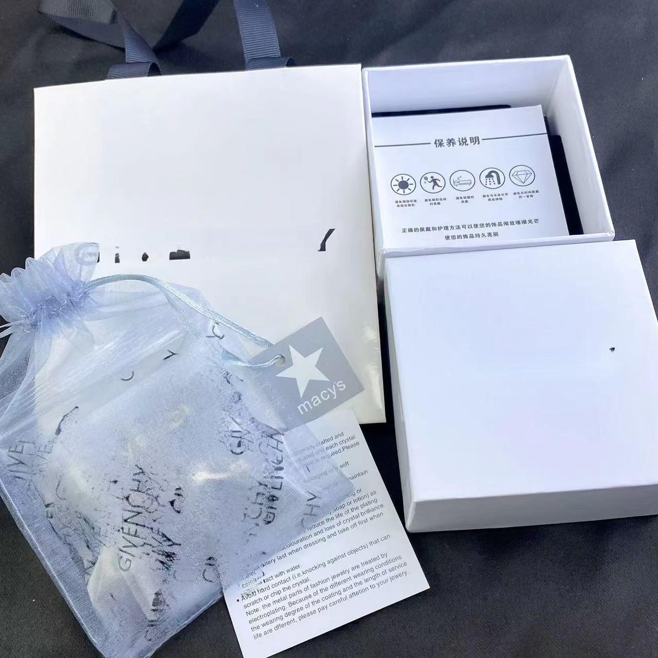 

Gvc Jijia Высококачественный браслет с краем грушевидной формы Супер Блестящий Полый Кристалл в форме капли воды Инкрустированные украшения для подарка девушке