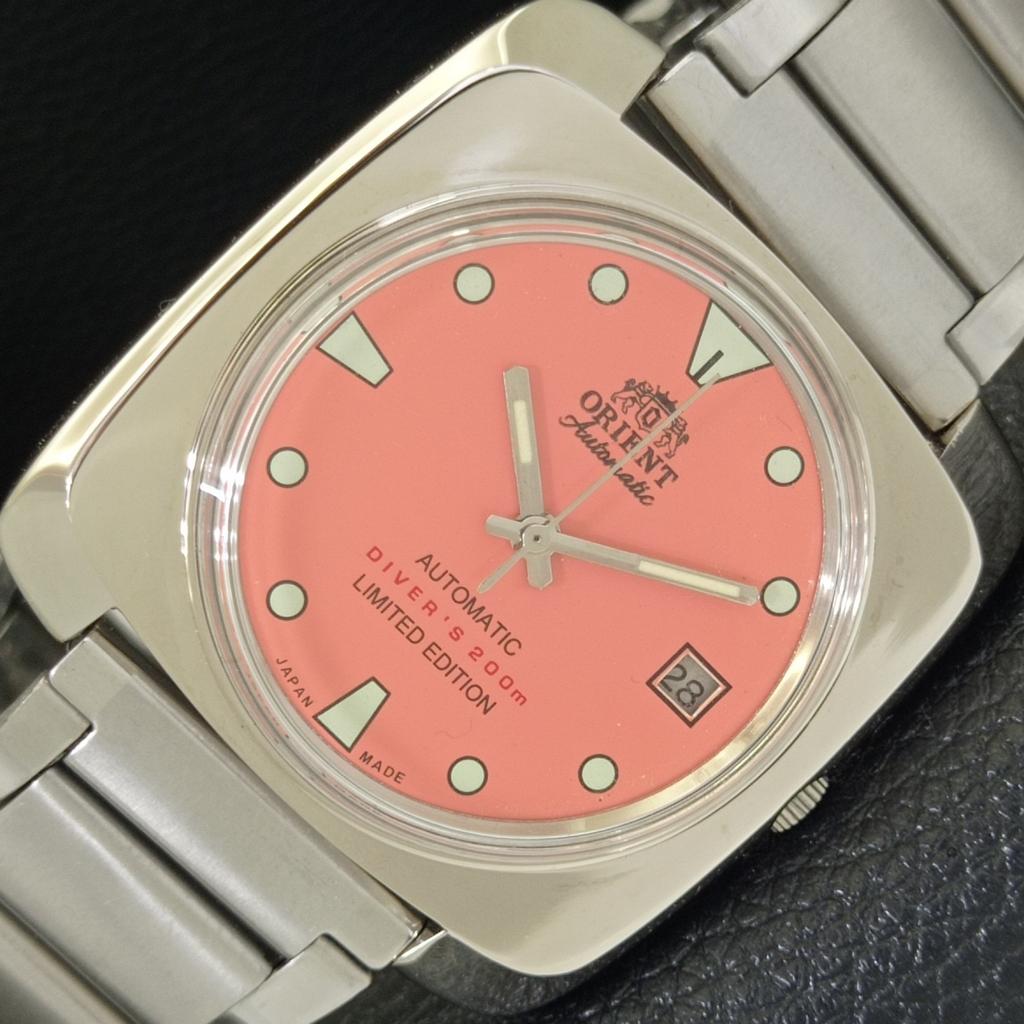 

Б/У ЯПОНСКИЕ ВИНТАЖНЫЕ МУЖСКИЕ АВТОМАТИЧЕСКИЕ ЧАСЫ ORIENT 46941 ПЕРСИКОВОГО ЦВЕТА ЦИФЕРБЛАТ a702208-5 R123-a702208