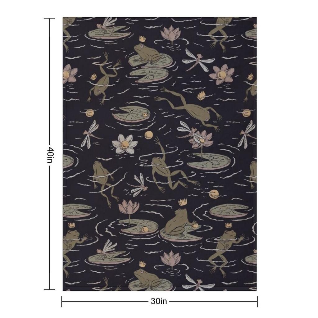 The Frog Prince Throw Blanket Fashion Sofas Loose Flannel Fabric Sofa Bed Blankets