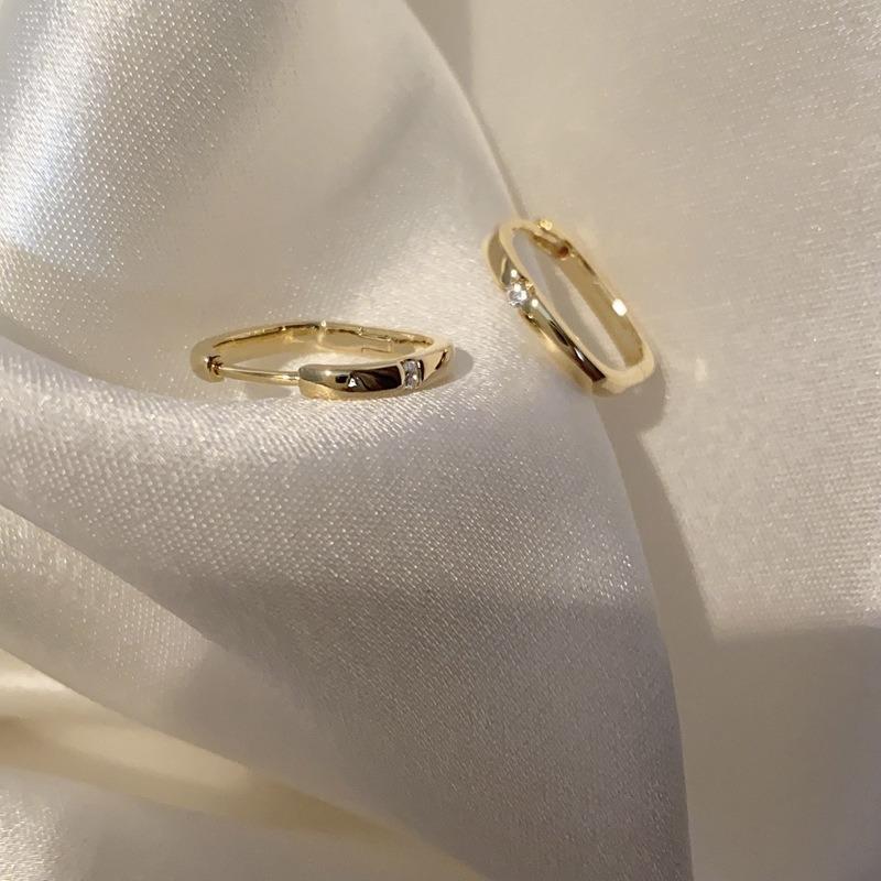 Light Luxury Square Zircon Geometric Ear Cuffs Simple Metal Circle Earrings Minimalist Summer Jewelry