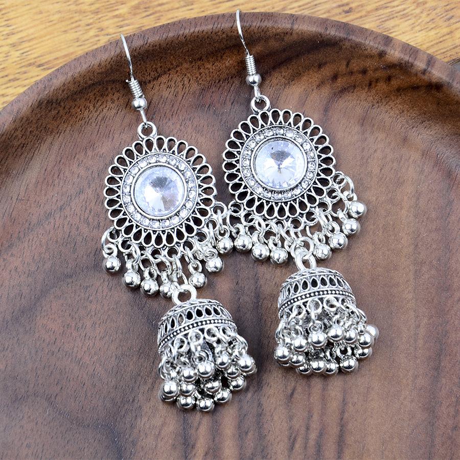 

Модные женские длинные серьги в богемно-этническом стиле с колокольчиками и кисточками серебряный