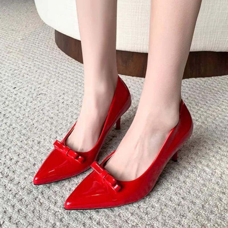 Jaro nový dámský módní lodička se špičatou špičkou, s mělkým výstřihem, s motýlkovou mašlí, nazouvací, voděodolná, protiskluzová, vysoké podpatky