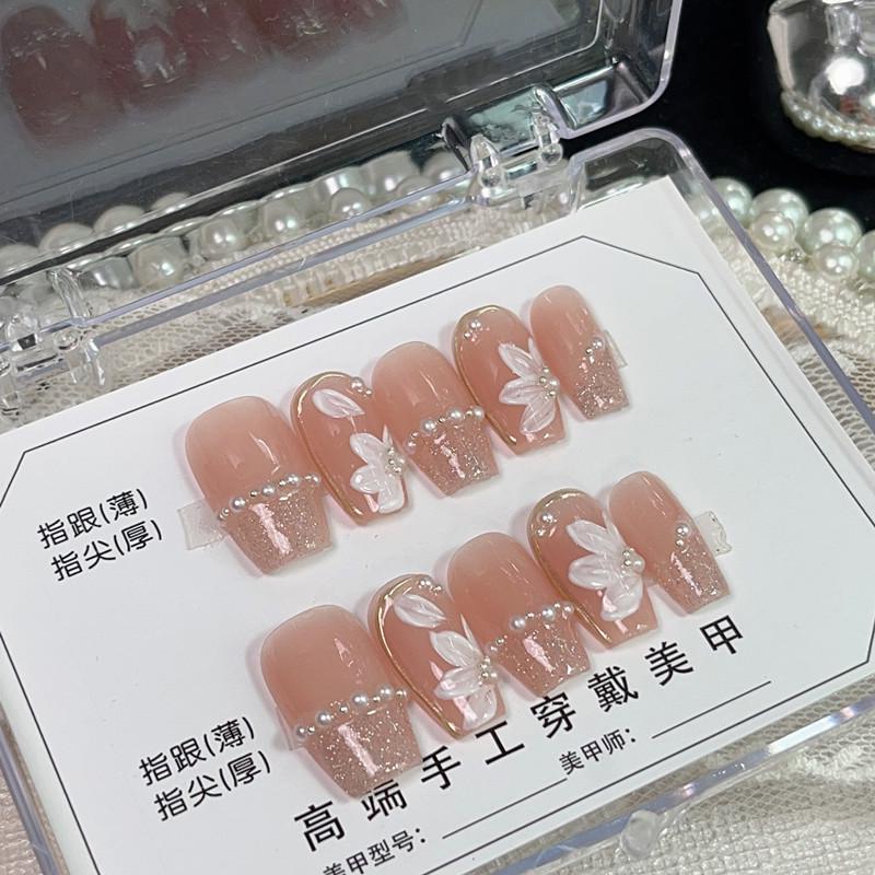 

Handmade Wearable Nail Tips: Nude Sparkle with Hand-Painted Flowers & Crushed Diamonds Gel False Nails