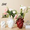 Realistic Heart Sculpture Shaped Flower Vases, Resin Vase, Creative Holder, Modern Art Vase Style Decorative for Home Wedding Valentine Gift