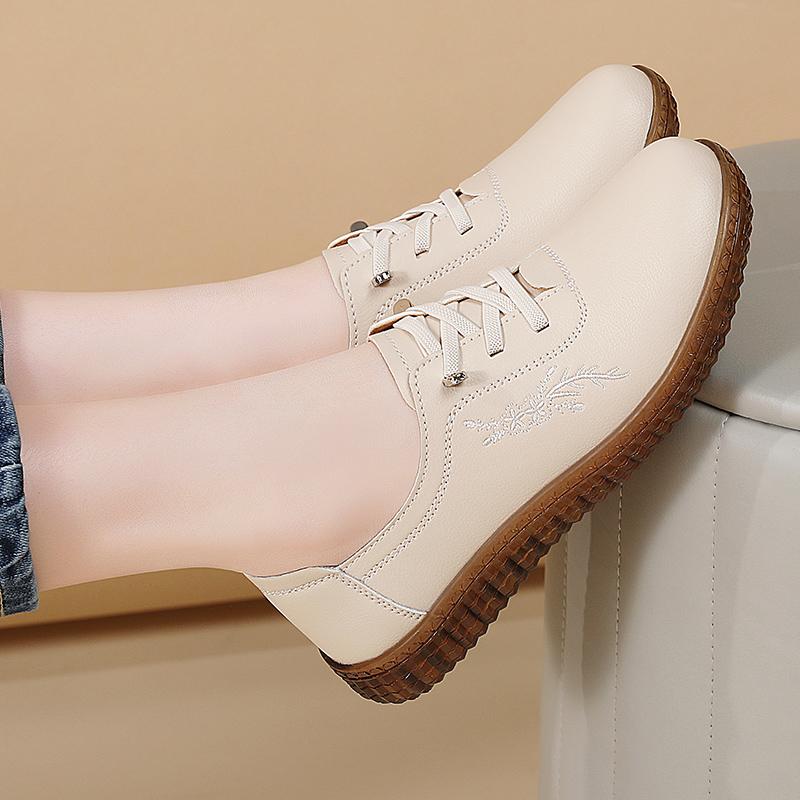 Women Soft Loafers Casual Elegant Summer Sneakers Breathable Embroidery Leather Moccasins Shoes Plus Size