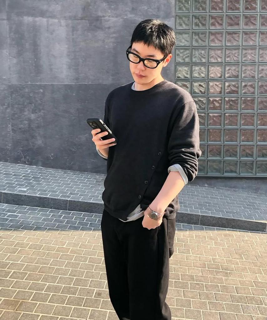 INTEMPOMOOD Slit Button Round Knit: 5 Colors
