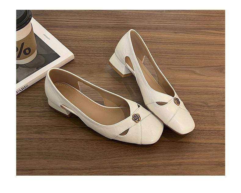 

First layer of sheepskin~ French cool single shoes women s square head hollow hole shoes retro shallow mouth side empty breathable Mary Jane shoes 40