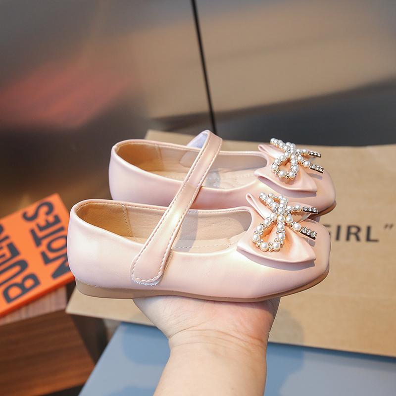 

Туфли Мэри Джейн с жемчугом и бантом, простые, с круглым носком, из неглубокой кожи, милые, 2024, новые детские мокасины из искусственной кожи для вечеринок 23 розовый