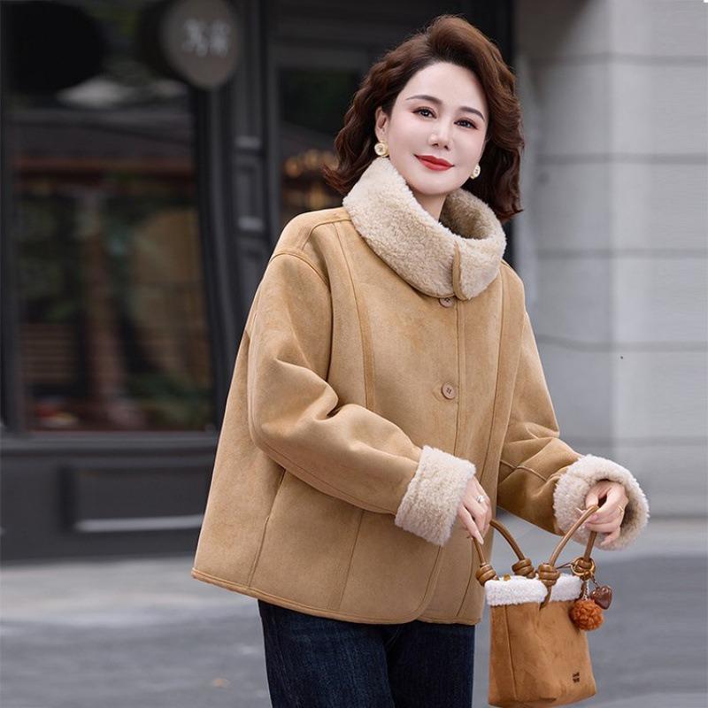 Middle-aged and Old Women's Mother Winter Coat Short Front Shoulder Fashion Women's Autumn and Winter Fur Integrated Coat Piled and Thickened