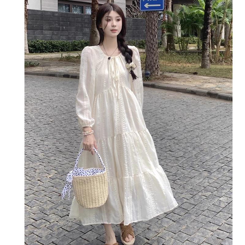 Spring 2026 Elegant Korean-Style Maternity Dress with Intricate Embroidery and Slimming Design Extra Large