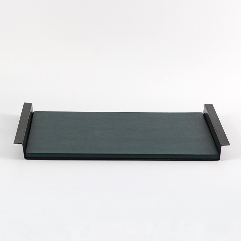 Lehký luxusní minimalistický kožený vonný tác na svíčky, ozdoby na modelový pokoj, vstupní ložnice, luxusní tmavě zelený úložný tác