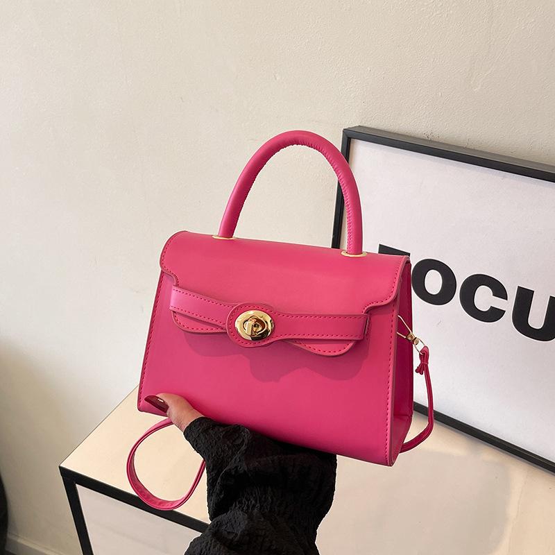 Korean Version of Fashion Handbag Bag Women's Bag 2025 New Simple Solid Color Small Square Bag Versatile Shoulder Messenger Bag