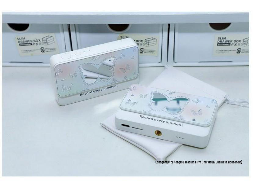 X10 Student HD CCD Vlog- & Reisekamera - Cartoon-Design