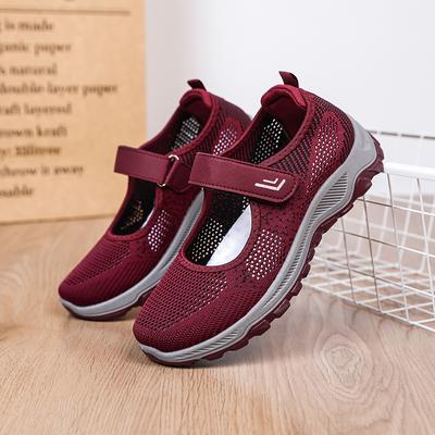 2024 Sommer Damen Schuhe Runde Zehenpartie Tanz Fitness Schuhe Kostenloser Versand Mama Weiche Sohle Gehen Elegant Niedriger Absatz Damen Schuhe