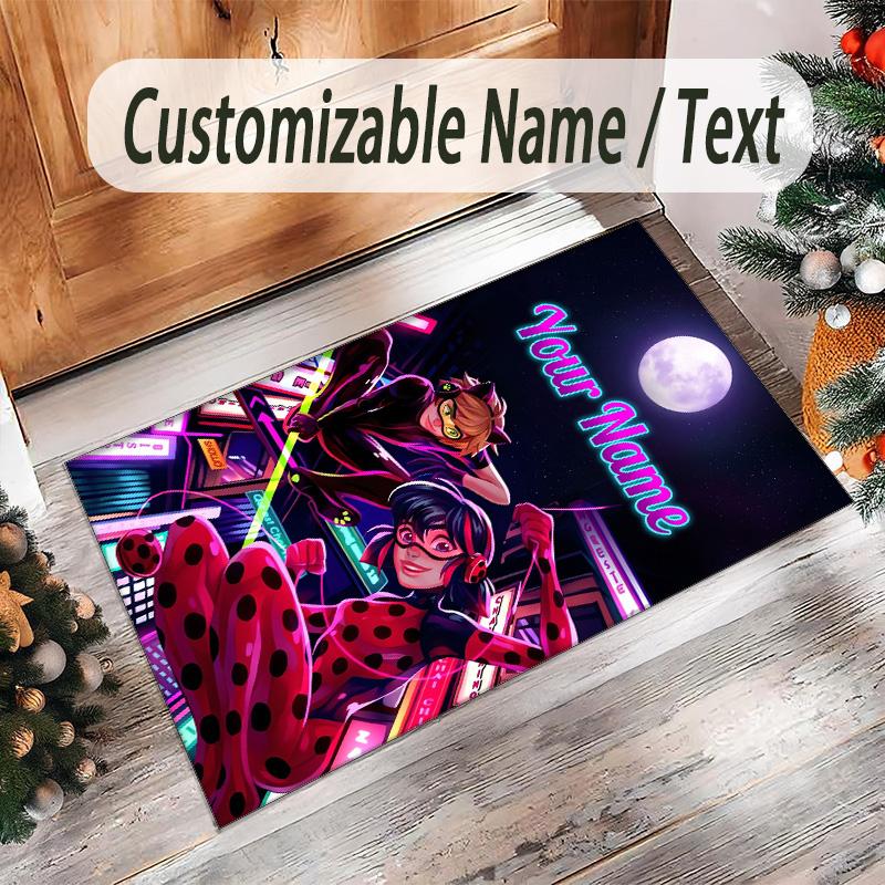Tappeto in Cristallo di Velluto Personalizzato con Nome e Testo, Tappeto Antiscivolo Miraculous Ladybug per Decorazione Domestica