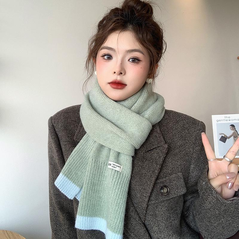 Japanischer und koreanischer Strickwollschal für Damen - Warmer Winter-Nackenwärmer, Perfektes Neujahrs-Rot-Weihnachtsgeschenk