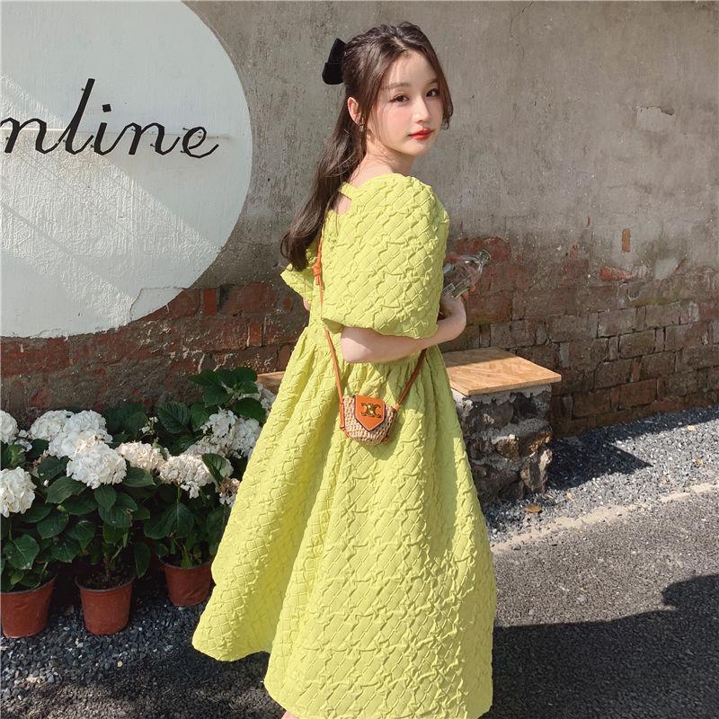 

Зеленое французское платье со стереоскопическим цветочным узором, квадратным вырезом, открытыми рукавами-пузырями на спине L