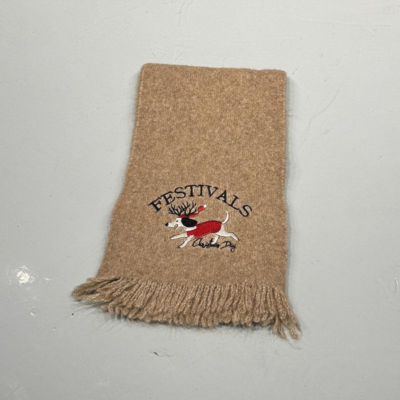 Autumn and winter cute Christmas scarf female senior sense thickened warm student scarf design sense versatile knitted scarf
