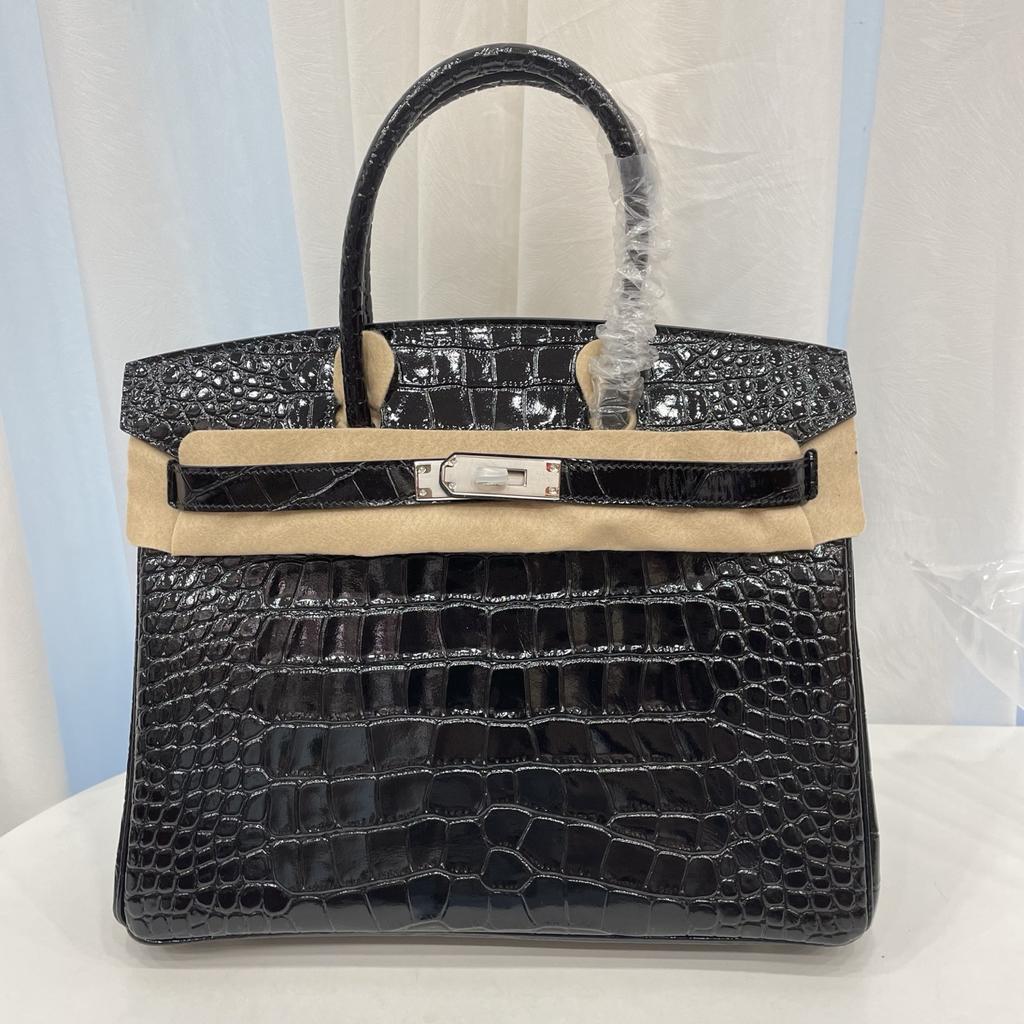 New Top-grain Cowhide Crocodile Pattern Women's Full Pair Version Shoulder Strap Version Handbag Lock Solid Color Women's Bag