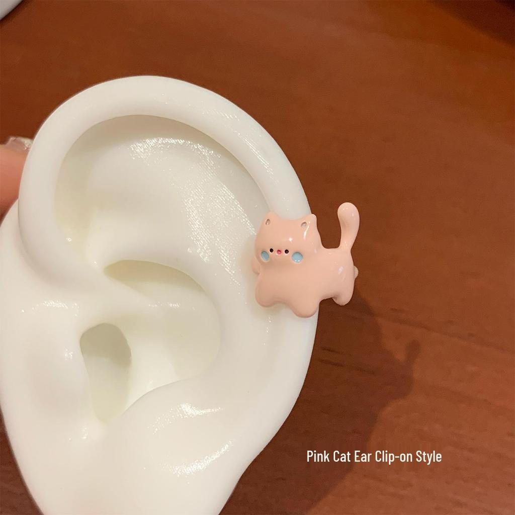 Cartoon Cute Drip Oil Cat Ear Clip: No Piercing Needed, Stylish & Sweet Fashion for Women, Teens, and Girls.
