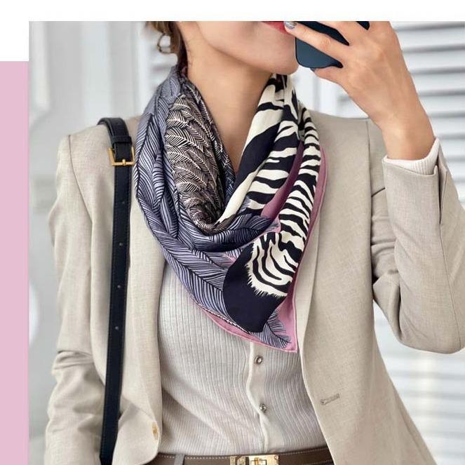 [Wings Pegasus] Kochi Commuter Smoke Powder/Zebra Pegasus~ Silk Twill Silk Women'S Silk Scarf Large Square Scarf Women