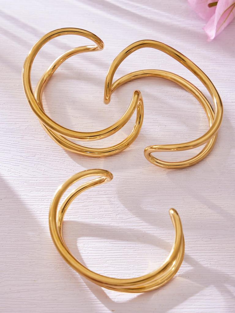 Korean Double Circle Arc Open Bracelet: Niche 18K Gold-Plated Stainless Steel Design