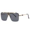 Gradient Square Sunglasses for Men and Women's Fashionable Retro Oversized One-piece Borderless Sunglasses UV400 Retro
