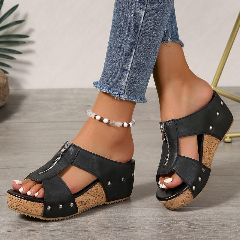 Women’s Studded Wedge Peep-Toe Platform Slide Sandals