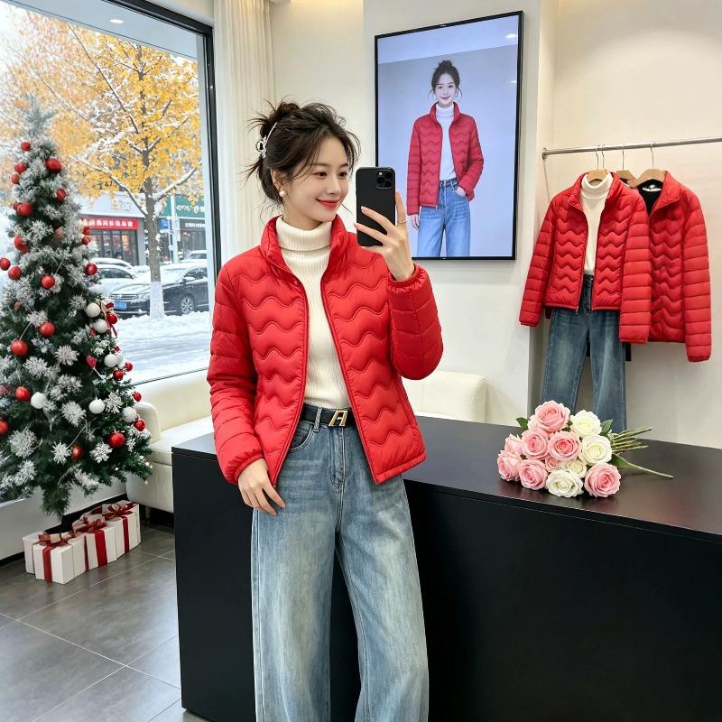 Light and short cotton-padded clothes for women's winter new slim-fitting and thin stand-up collar warm jacket pink, blue, green, red.