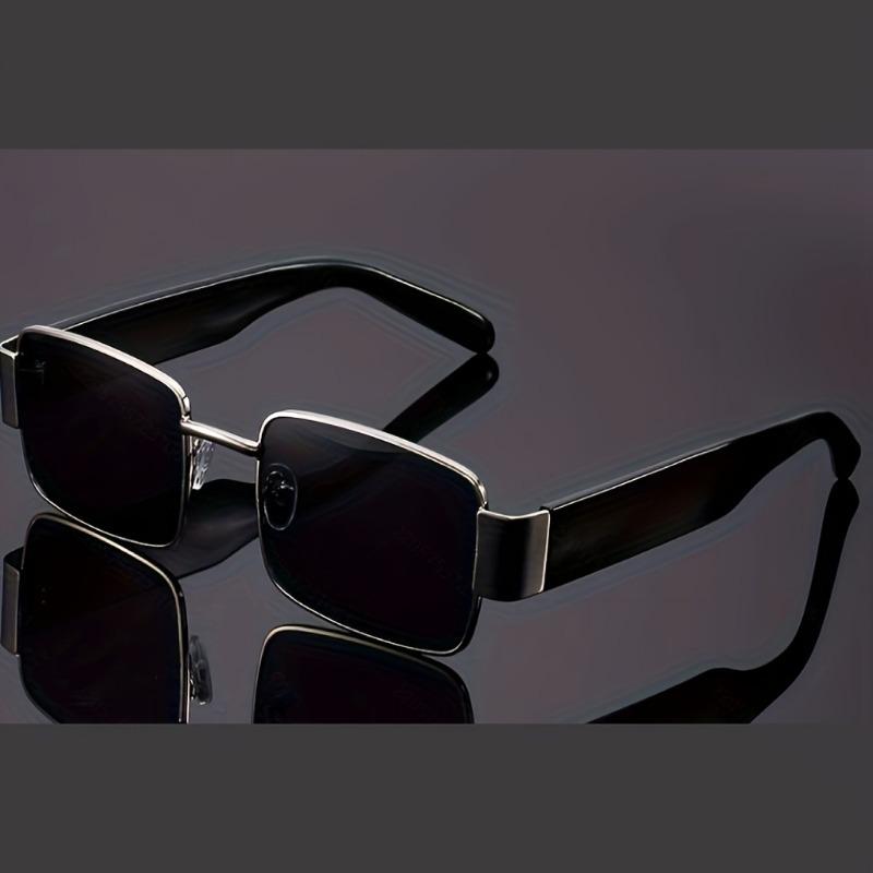 Luxury Vintage Style Large Frame Glasses - Golden & Black High-Quality Polycarbonate Lenses Ideal for Men & Women