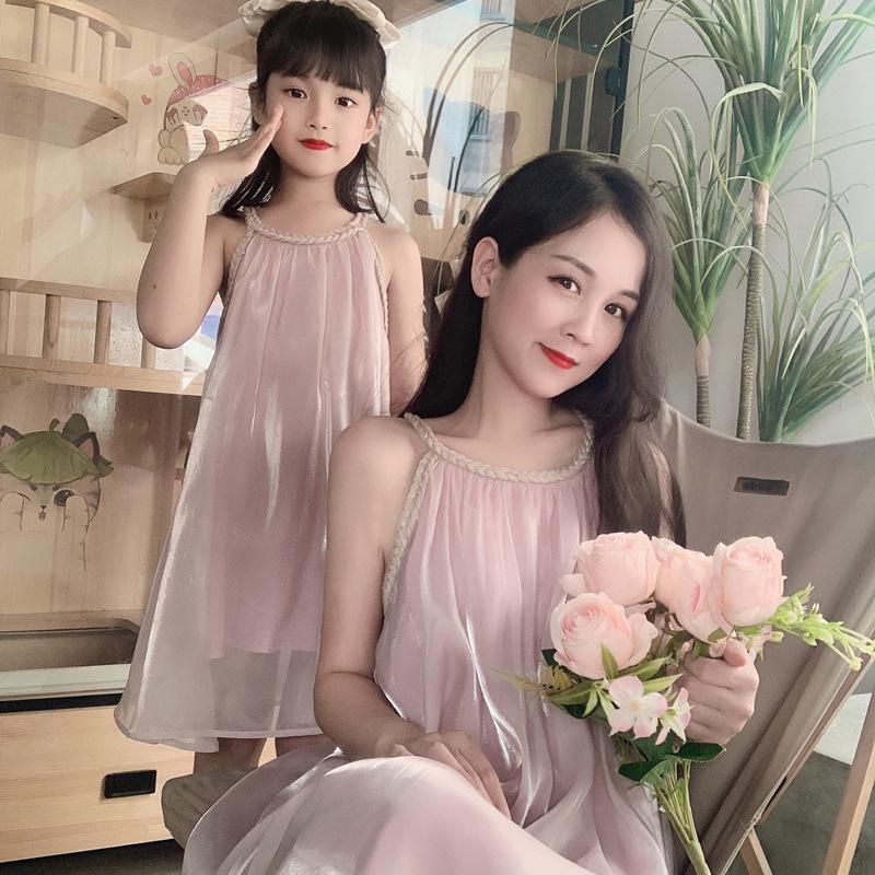 Summer 2023 Mother-Daughter Pearlescent Quicksand Princess Dresses – Fashionable Matching Evening Outfits