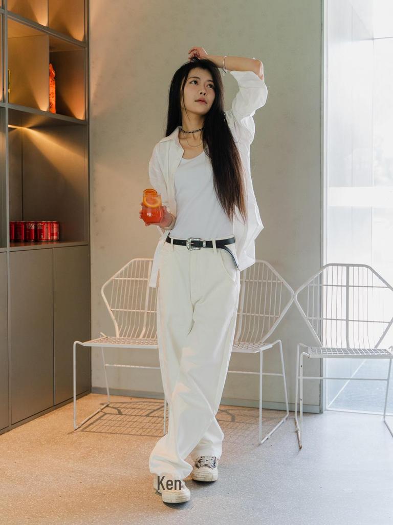 Sickle Women's Wide-Leg Retro White Jeans (Style 3049)