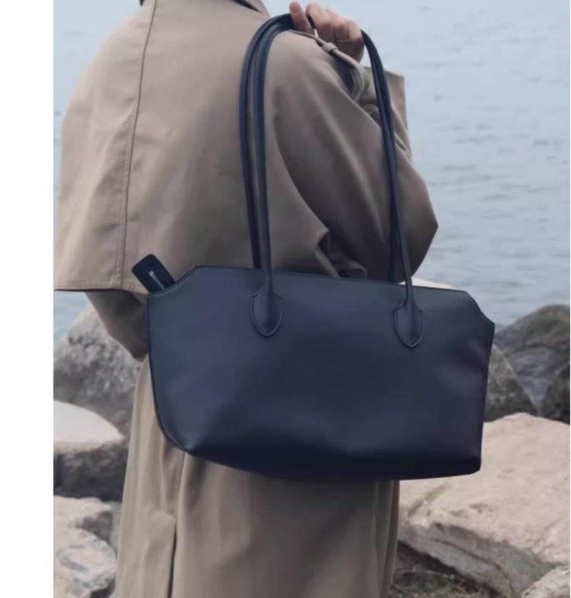 Minimalist Genuine Leather Shoulder Tote - Large Capacity, Premium Commuter Handbag