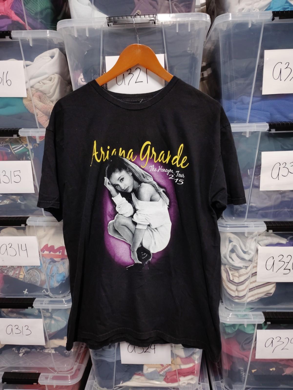 Ariana Grande The Honeymoon concert Tour 2015 Graphic T- L A18 Unisex T-Shirt XL