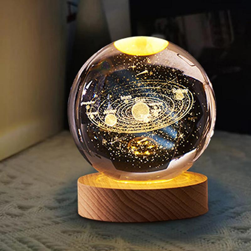 USB-beleuchtete Kristallkugel 3D-Innengravur Kreatives Geschenk Schreibtischornament Kristallkugel Nachtlicht