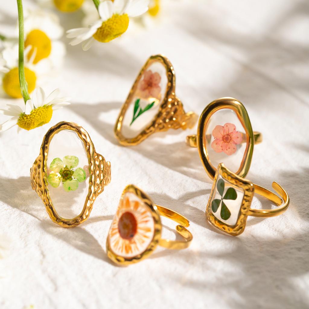Yori Arrivals Eternal Flower Fashion Classic Open Ring 18K PVD Plated Clothing Accessories Waterproof Fashion Jewelry Gift