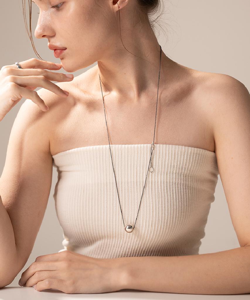 Jnui Urban Ball Necklace