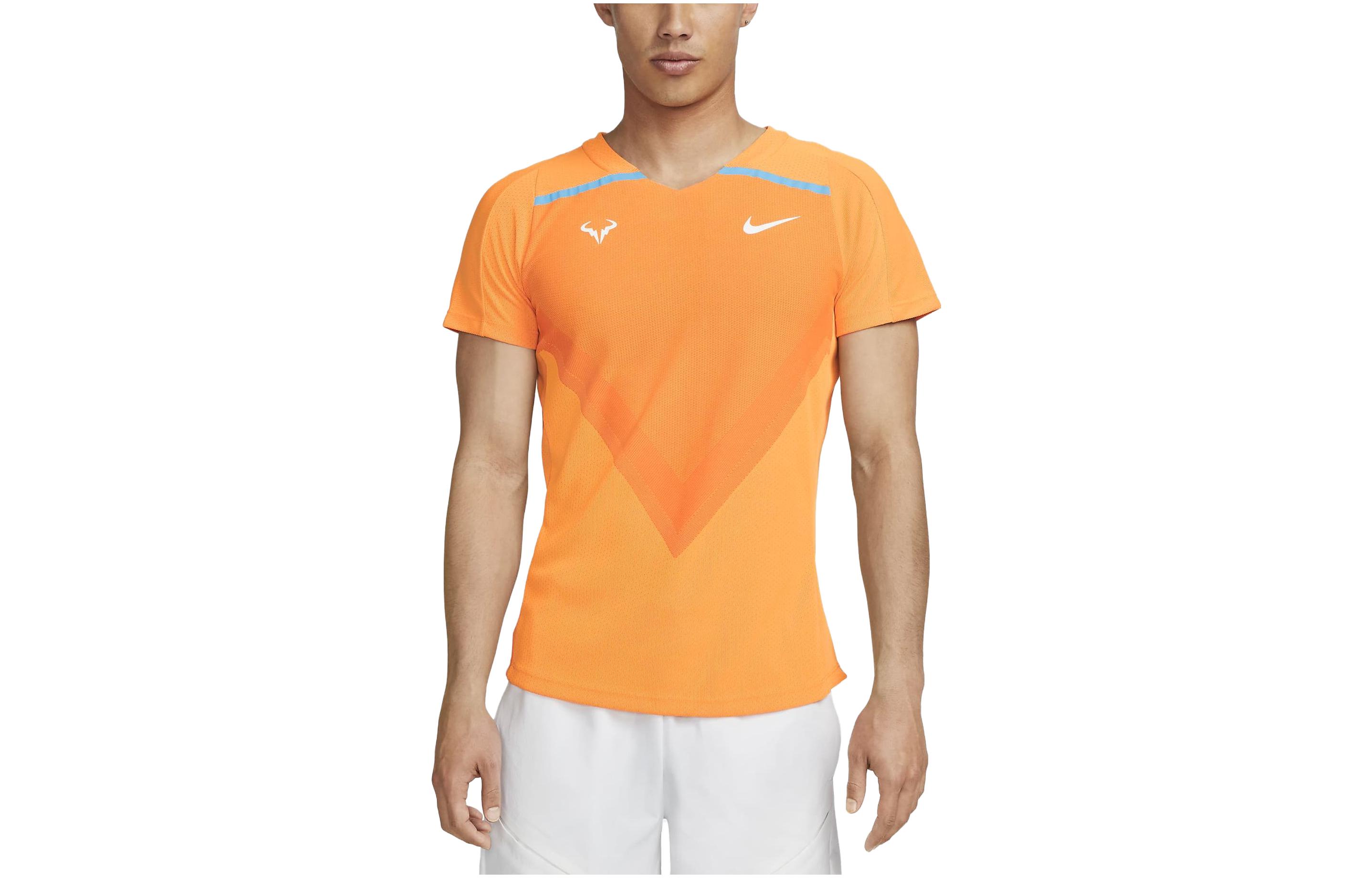 Nike T Shirts Men s Orange V Neck Moderate Straight Fit DD8541-836 S