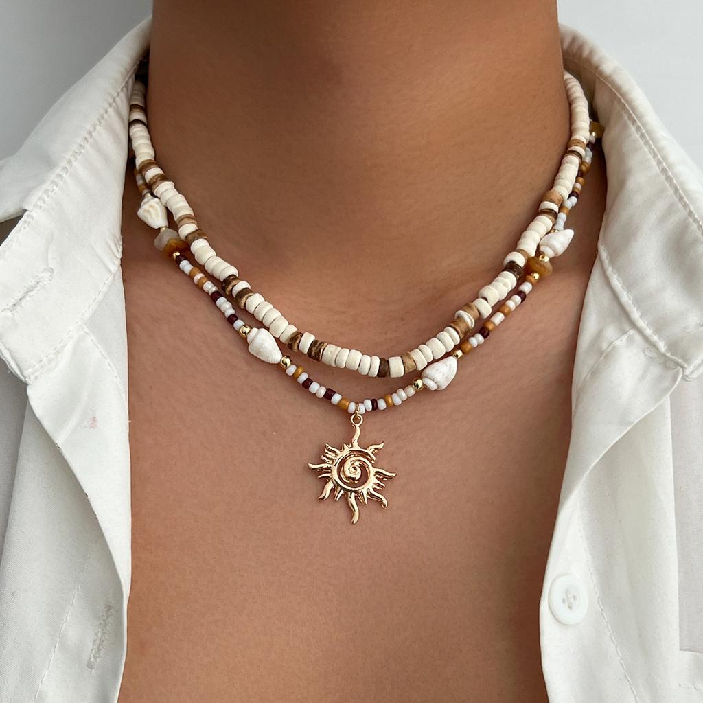 Beach Vacation Style Coconut Shell Beaded Necklace for Men, Light Luxury High-End Sun Pendant Collarbone Chain