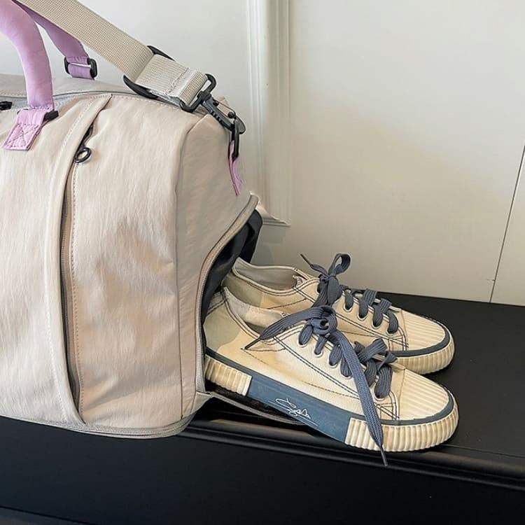 Large capacity travel bag women's fitness luggage bag