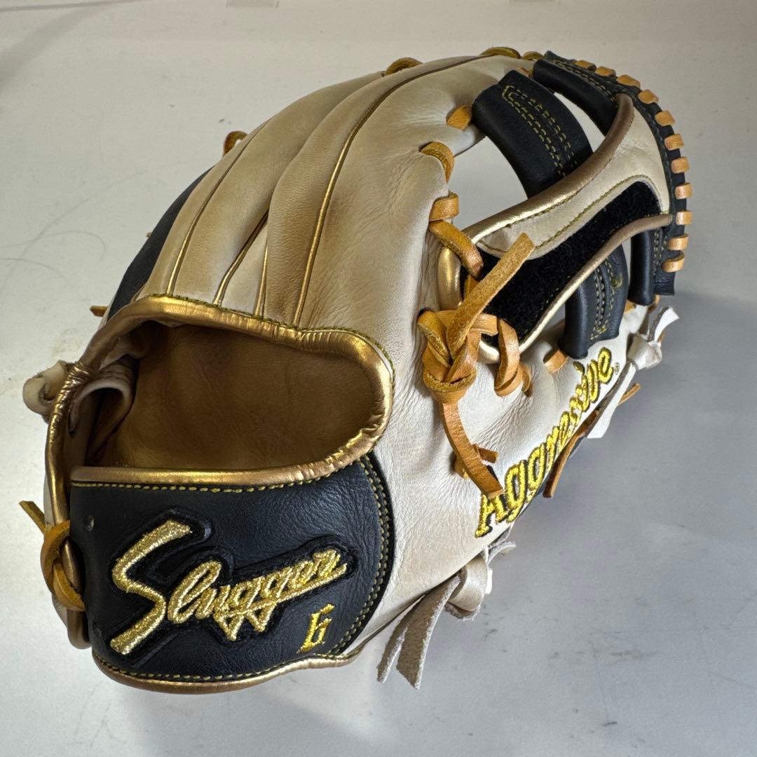 Used Kubota Slugger Soft Custom Gloves