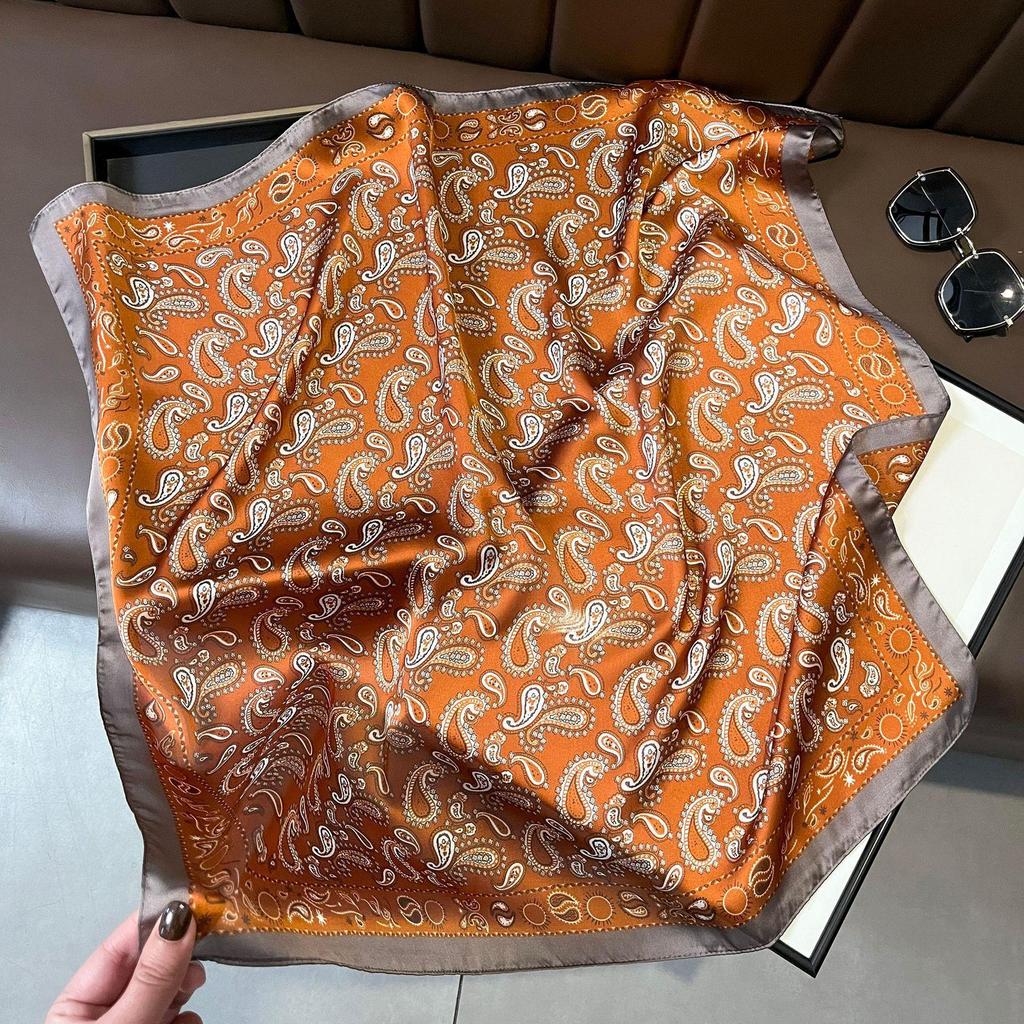 Women's French Retro Silk Cashew Scarf: Versatile Square Ribbon Headscarf