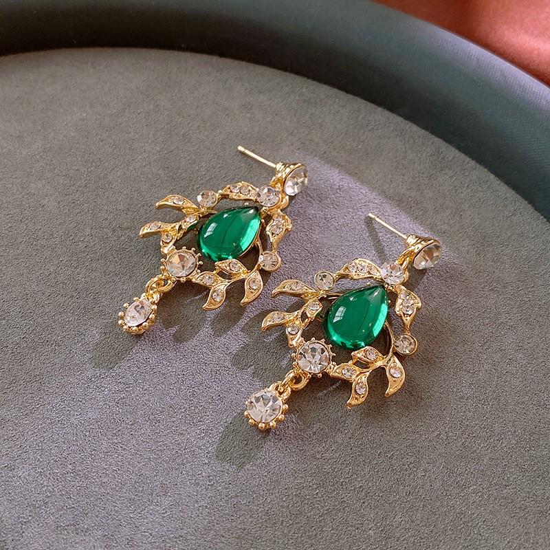 Französisches Gericht Strass-Wassertropfen Schmuckset: Luxuriöses Halsketten- und Ohrring-Set für Damen