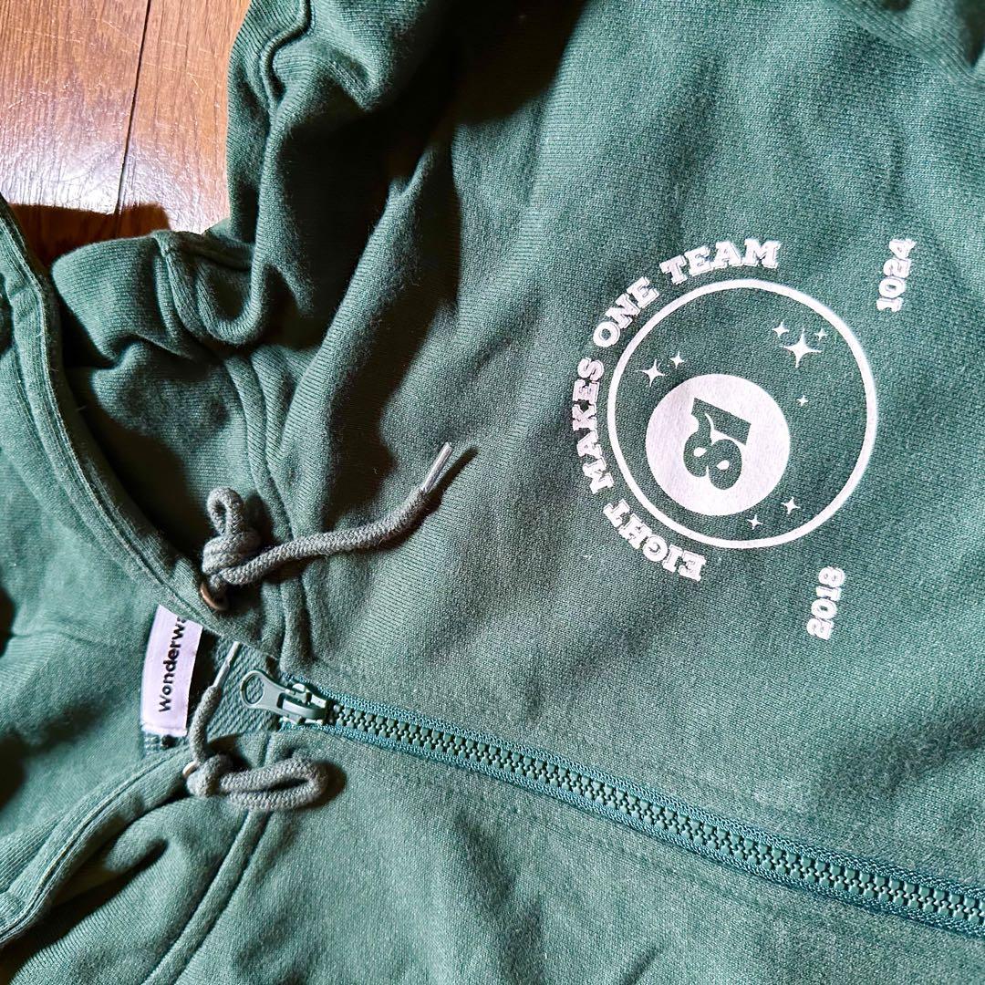 

[USED] ATEEZ Wonderwall Hoodie