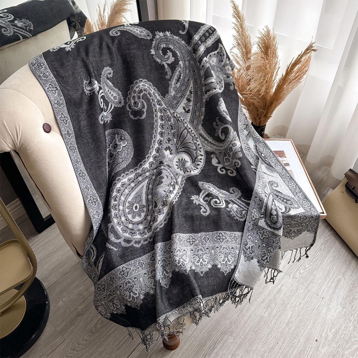 Spring and Summer Luxury Bohemian Style Shawl Women Scarf Jacquard Paisley Pattern Designer Lady Muslim Hijab Pashmina