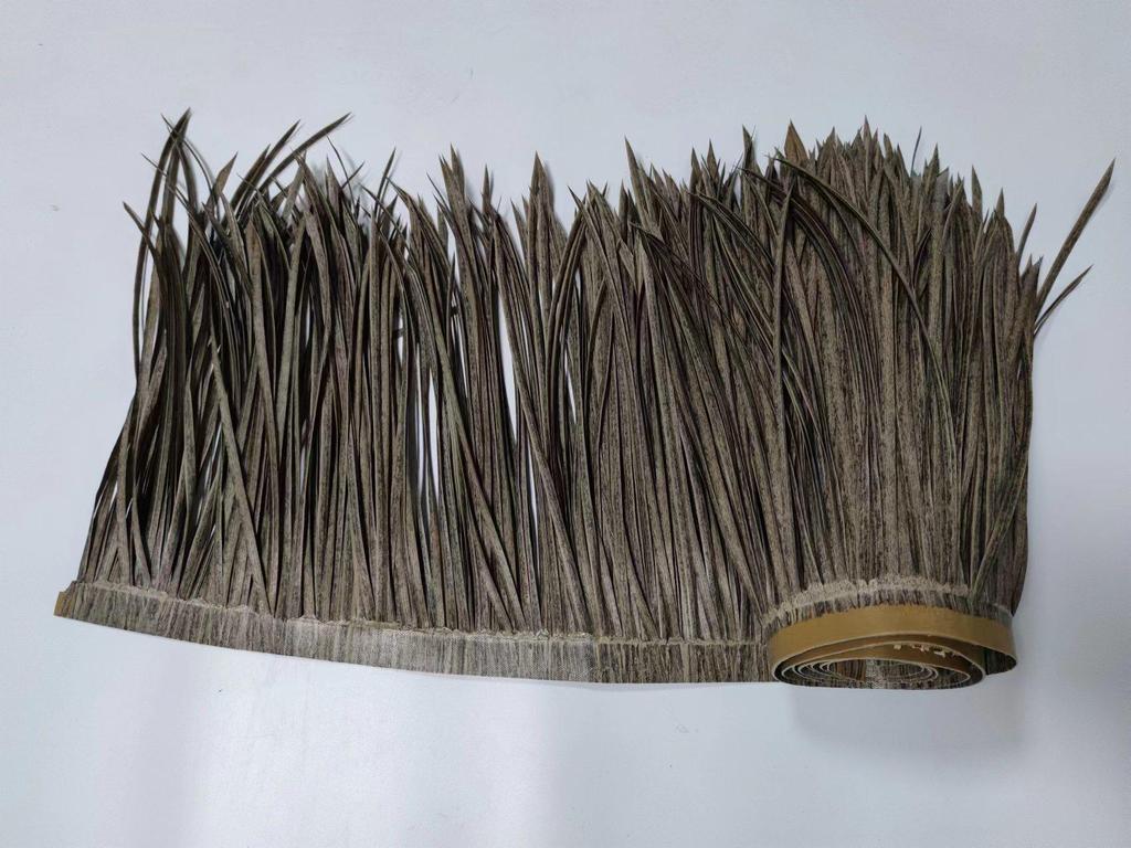 Simulated Fur Thatched Roof Roll for Gazebos and Houses