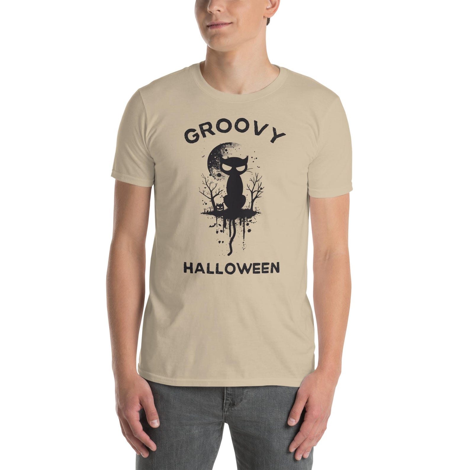 Groovy Halloween Cat T-Shirt: Retro Full Moon Graphic Tee S