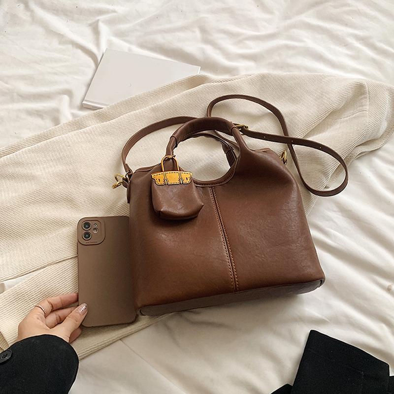 Designová móda Malá crossbody kabelka přes rameno z PU kůže pro ženy Zimní Nové Tend Jednoduché kabelky do podpaží